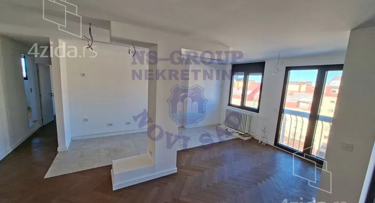 Petosoban stan | 4zida