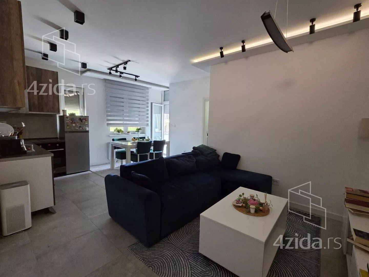 Dvoiposoban stan | 4zida