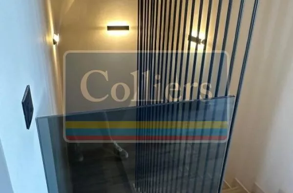 Sedmosoban stan | 4zida