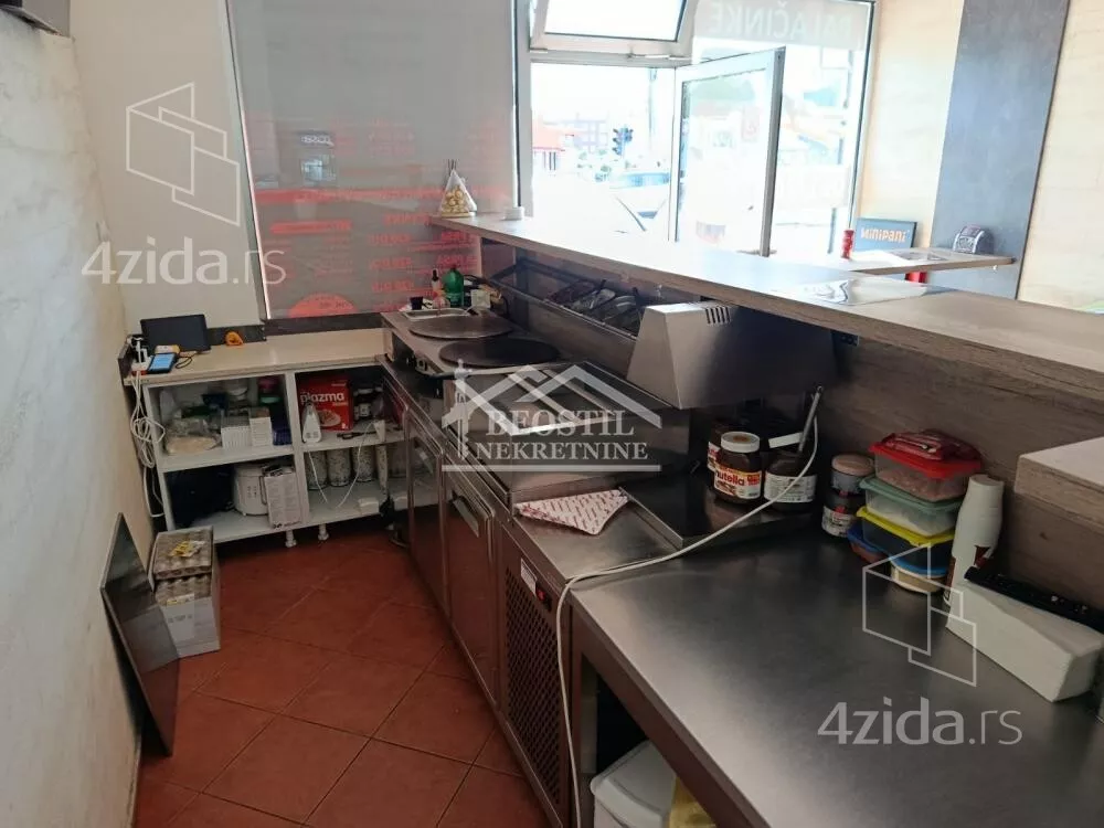 Lokal | 4zida