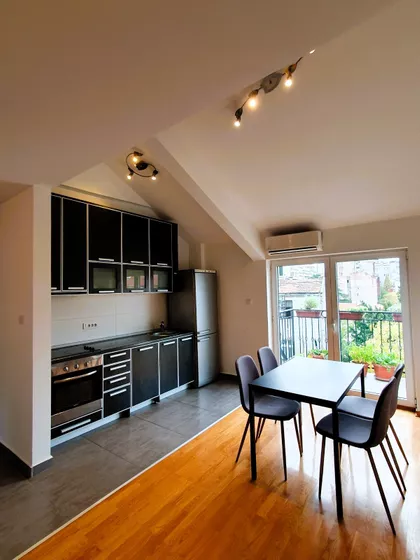 Jelene Ćetković | 4zida.rs