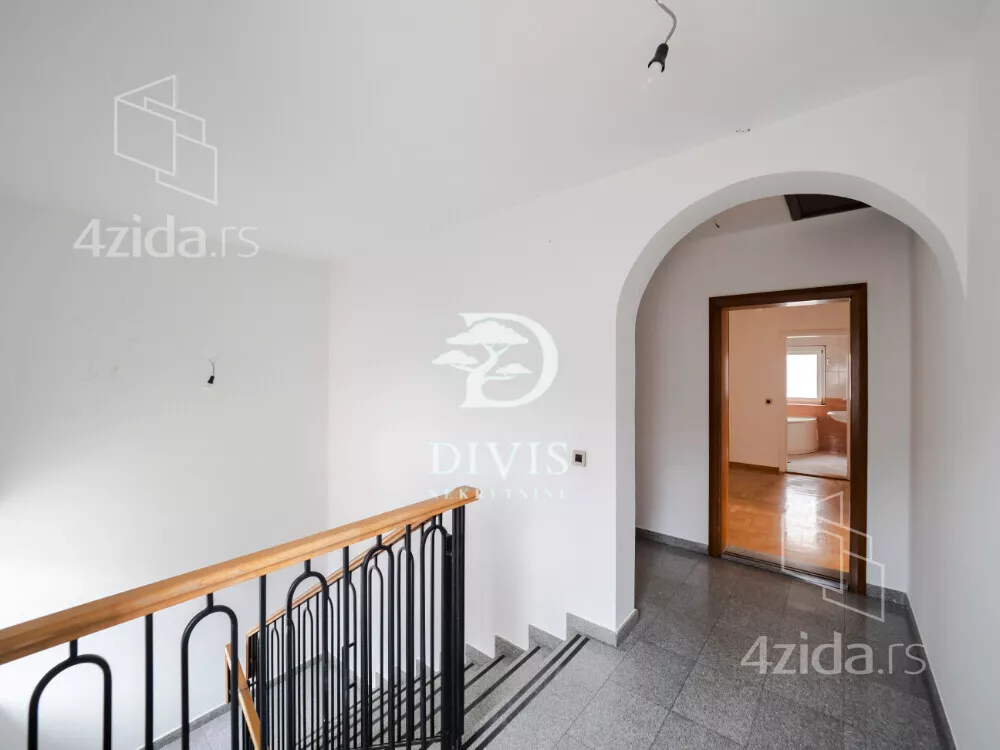 4-etažna kuća | 4zida