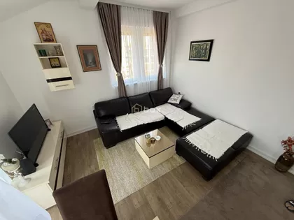 Dom Zdravlja | 4zida.rs