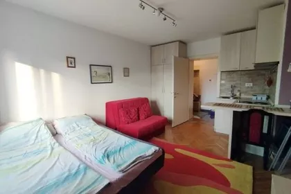 Jovana Avakumovića | 4zida.rs