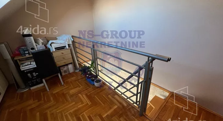 Četvoroiposoban stan | 4zida