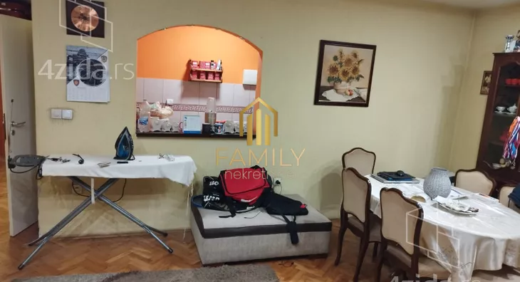 Troiposoban stan | 4zida