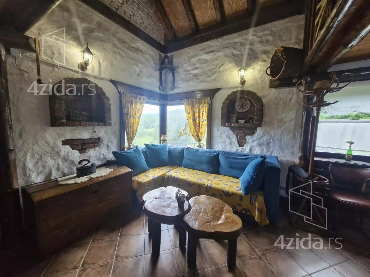 Kuća | 4zida