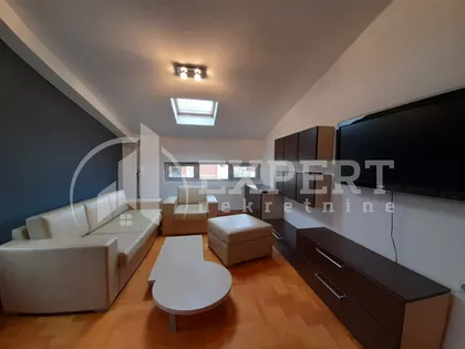 Trg kralja Aleksandra Ujedinitelja | 4zida.rs