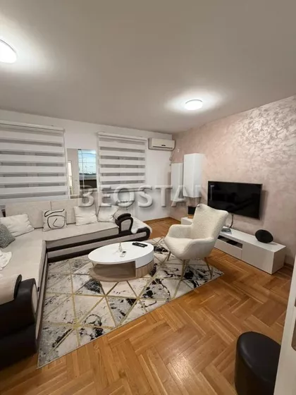 Dragana Rakića | 4zida.rs