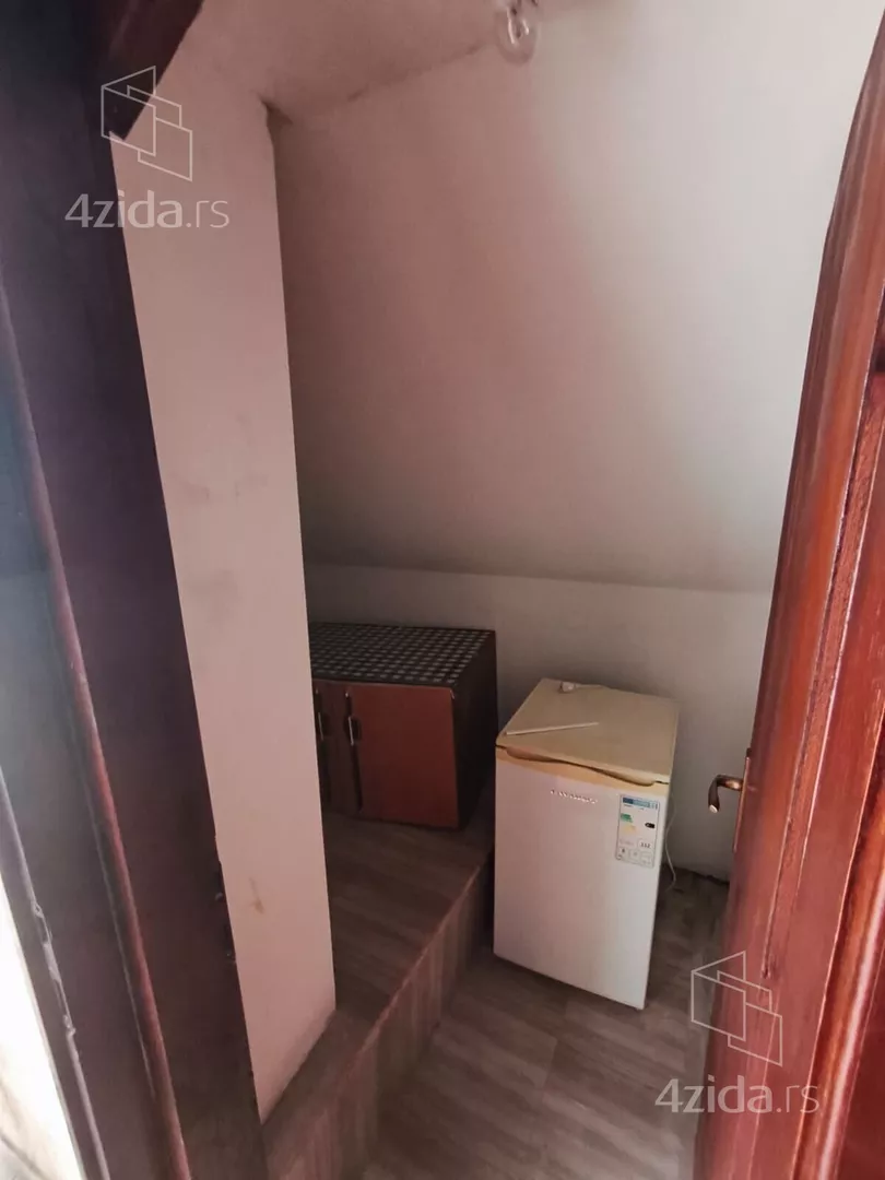 Garsonjera | 4zida