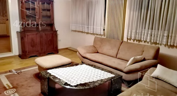 4-etažna kuća | 4zida