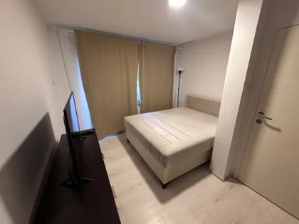 Nade Tomić 16 | 4zida.rs