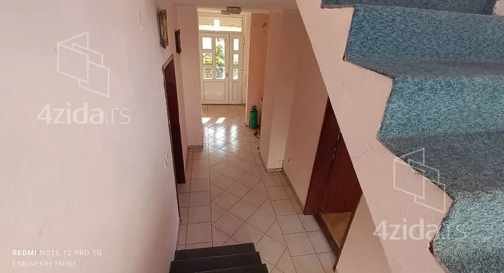 3-etažna kuća | 4zida