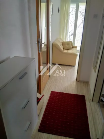 Pariske komune | 4zida.rs