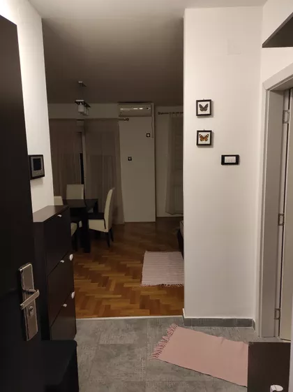 Prvomajska | 4zida.rs