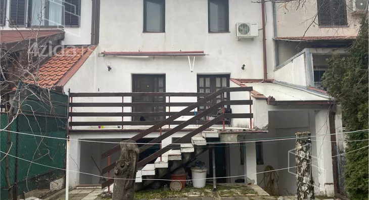 3-etažna kuća na prodaju, Putnikovo, 100.000€, 198m² - stampaj