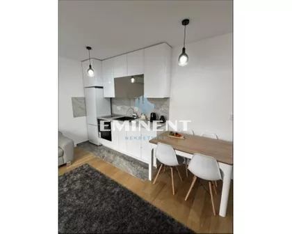 Ustanička | 4zida.rs