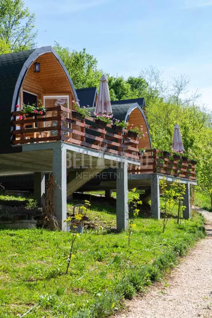 Karađorđeva | 4zida.rs