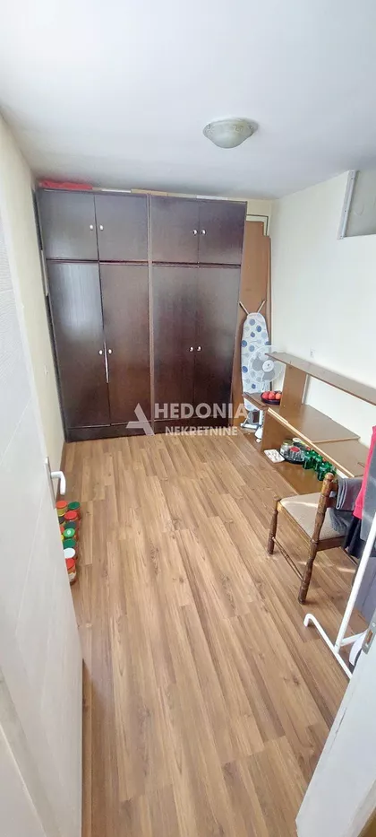 Svetosavska | 4zida.rs