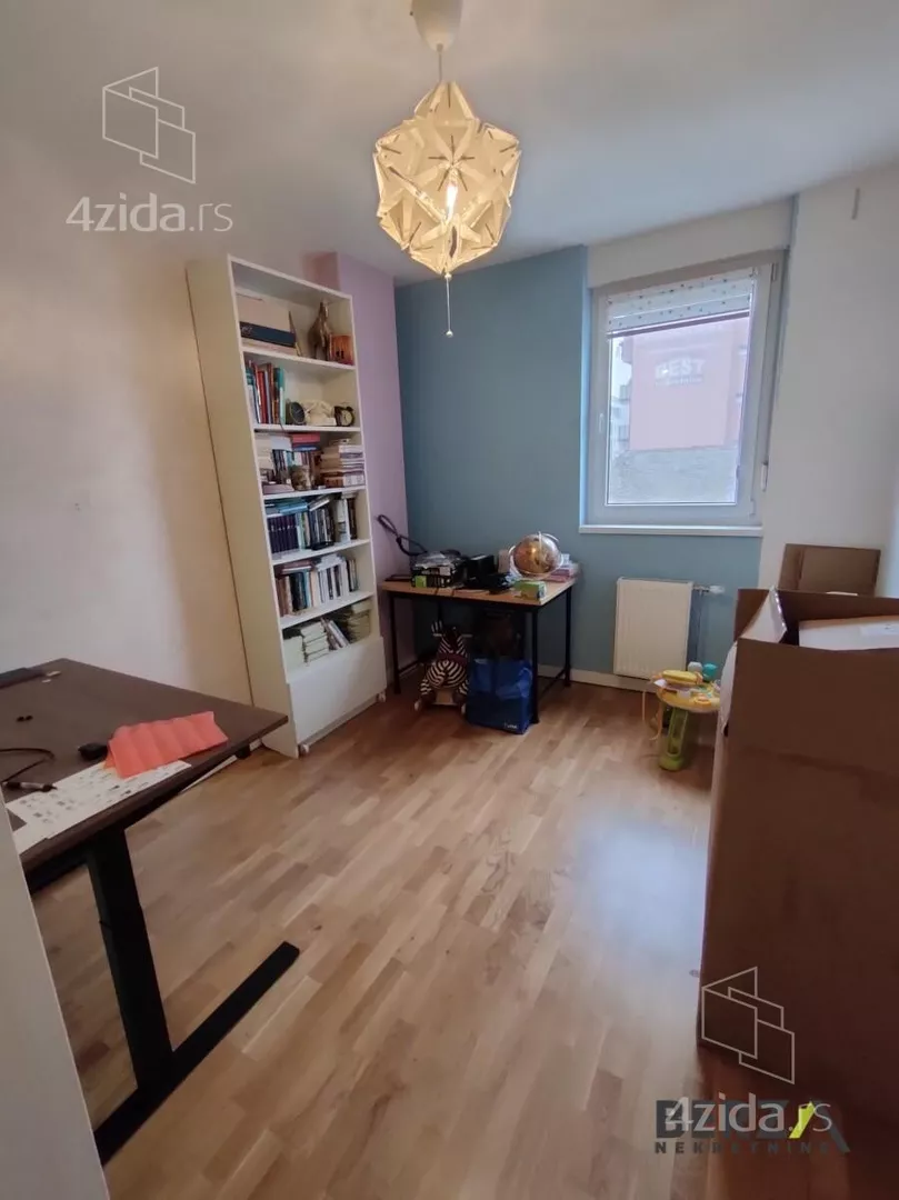 Četvorosoban stan | 4zida