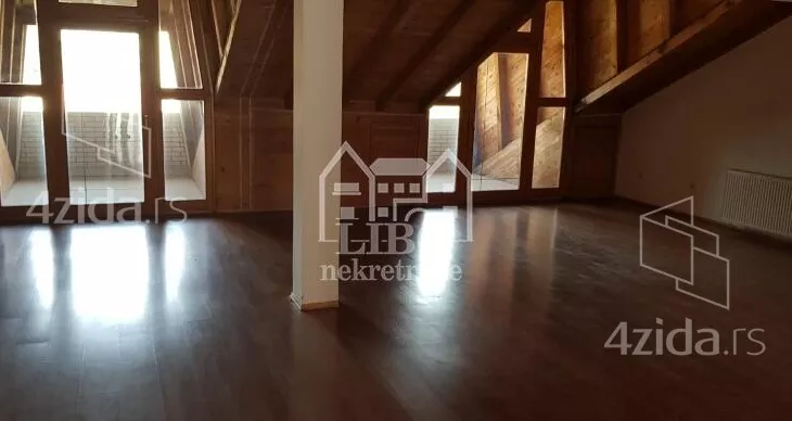 4-etažna kuća | 4zida