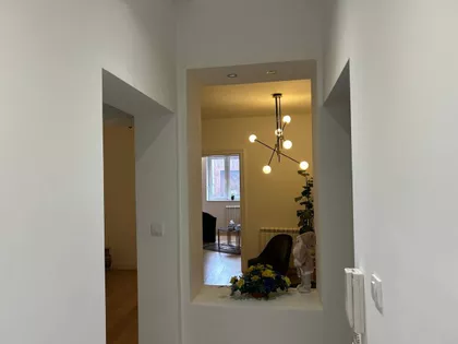 Patrijarha Varnave | 4zida.rs