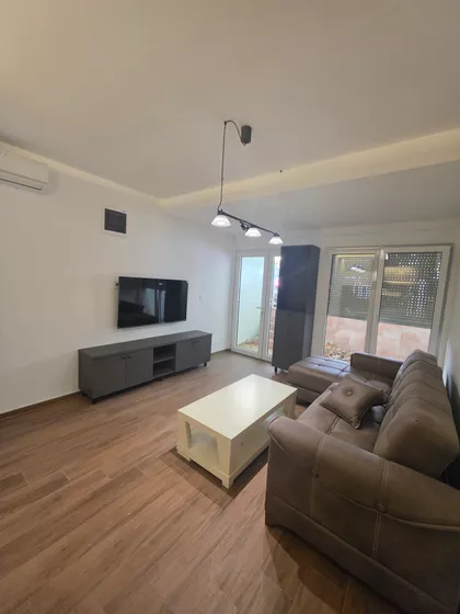 Braće Jerkovića 117 | 4zida.rs