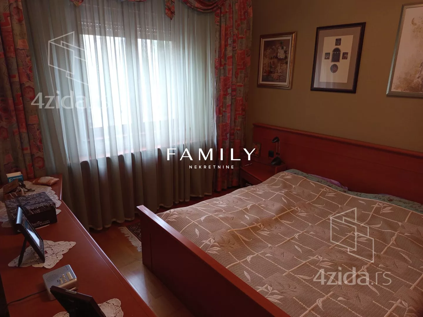 Petosoban stan | 4zida