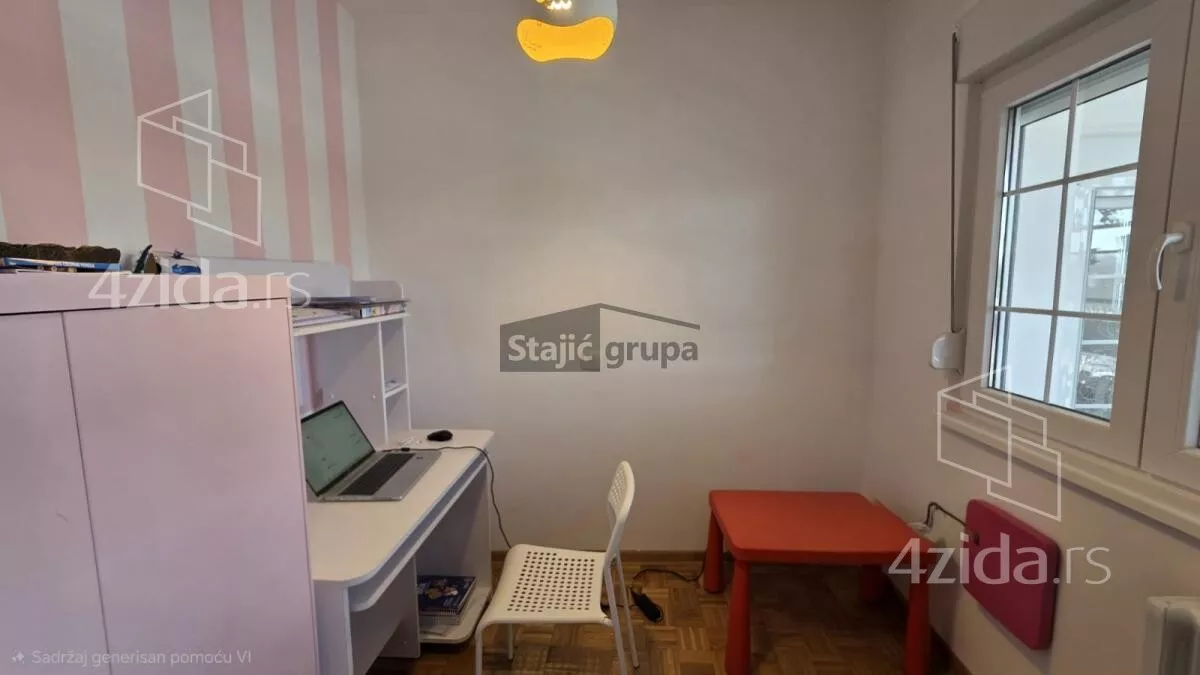 Troiposoban stan | 4zida