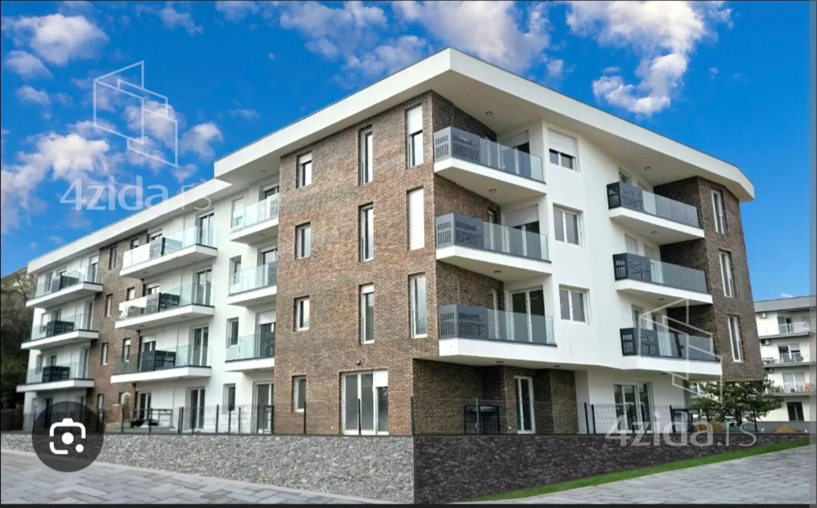 Jednoiposoban stan | 4zida