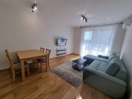 Cara Lazara | 4zida.rs