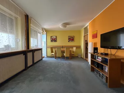 BRACE BARUH | 4zida.rs