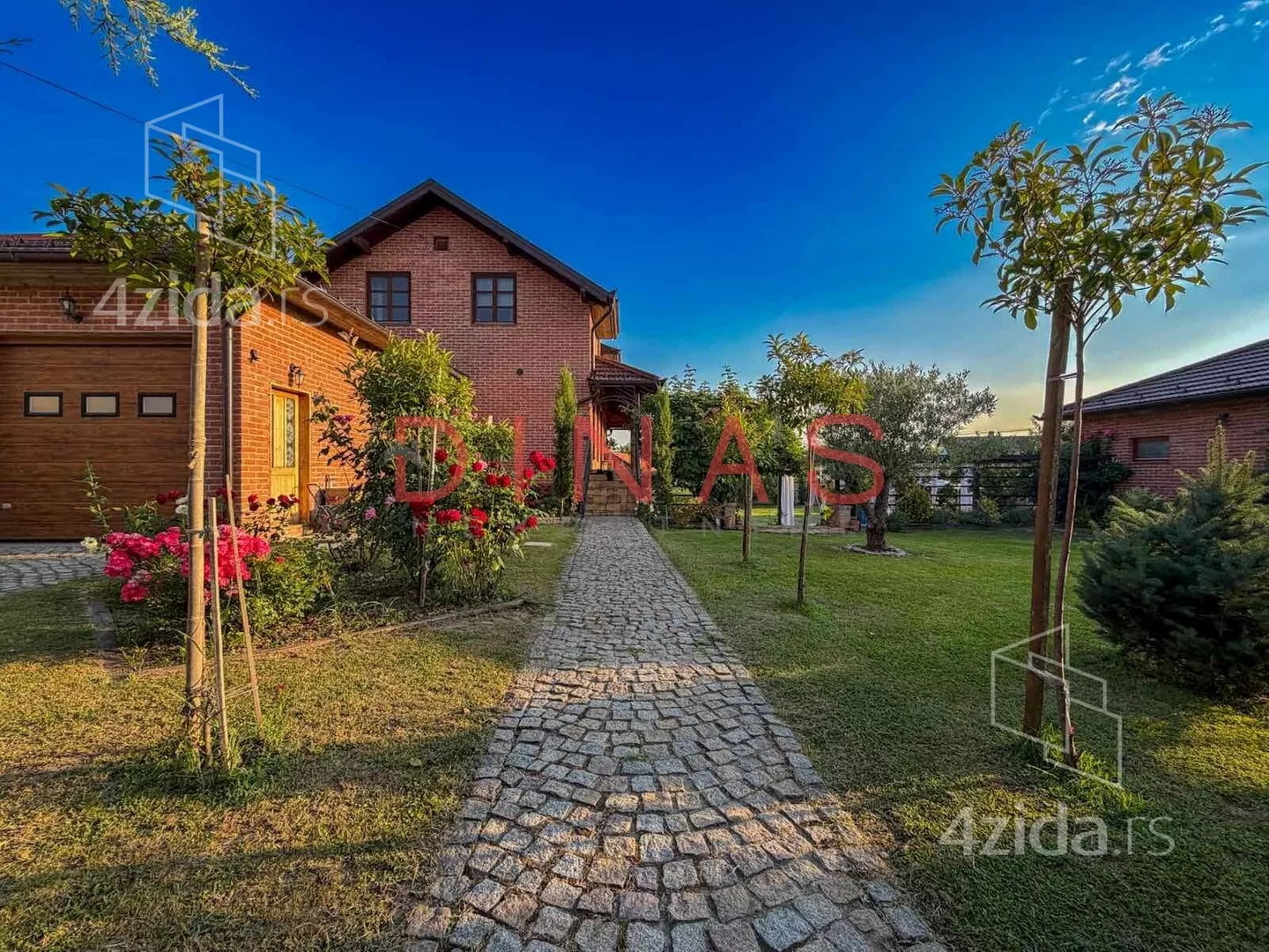 Kuća | 4zida