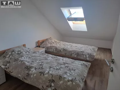 Vašarište | 4zida.rs