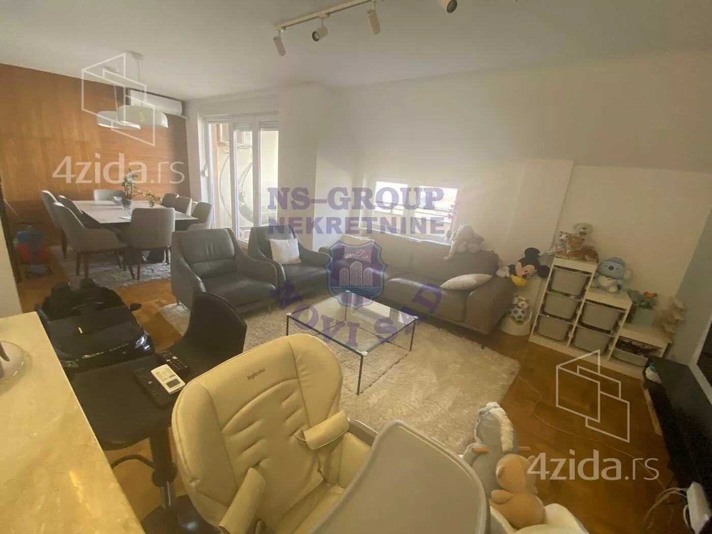 Četvorosoban stan | 4zida