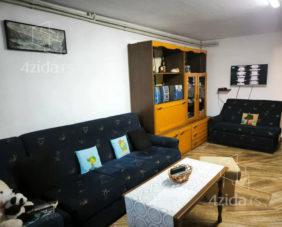 3-etažna kuća | 4zida