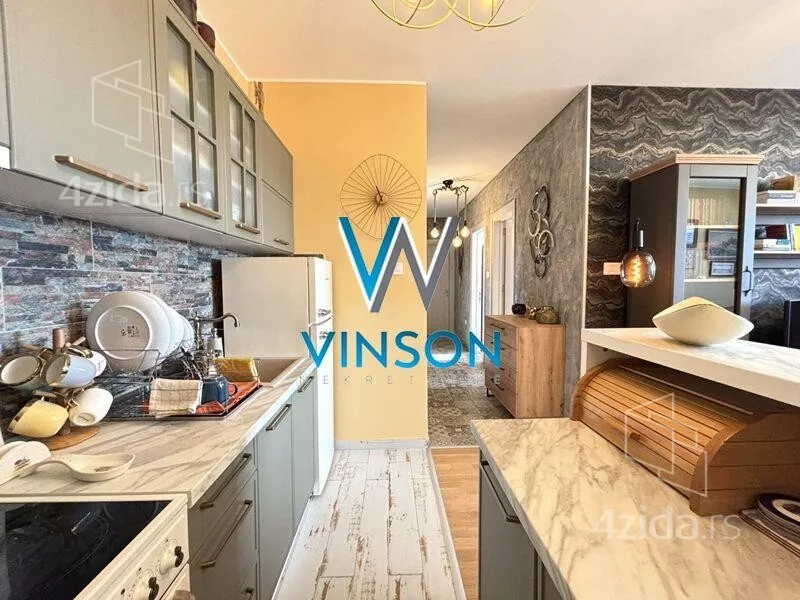 Dvoiposoban stan | 4zida