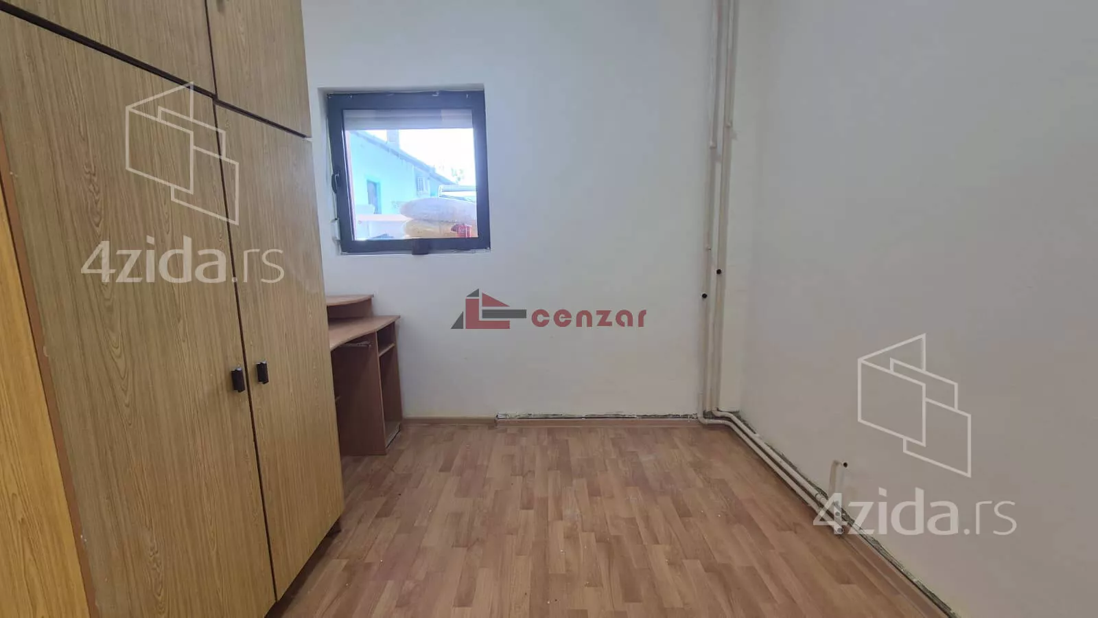 Poslovna zgrada | 4zida