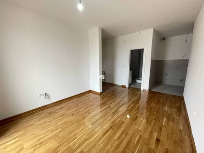 Zagrađe | 4zida.rs