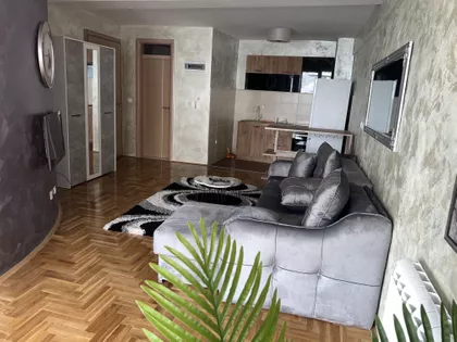 Omladinska | 4zida.rs