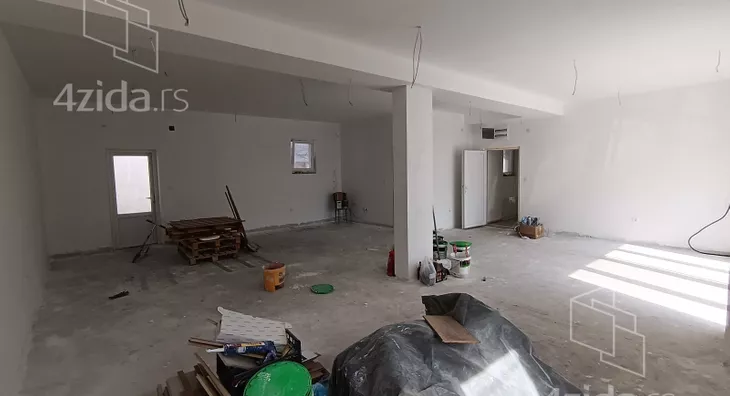 Poslovni prostor | 4zida