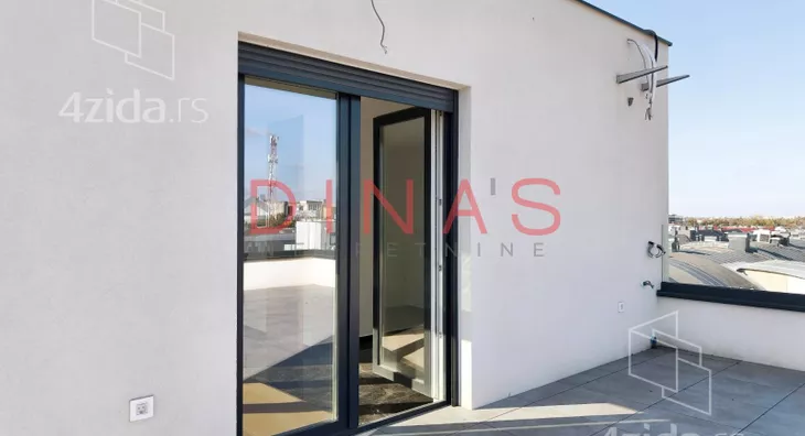 Četvoroiposoban stan | 4zida