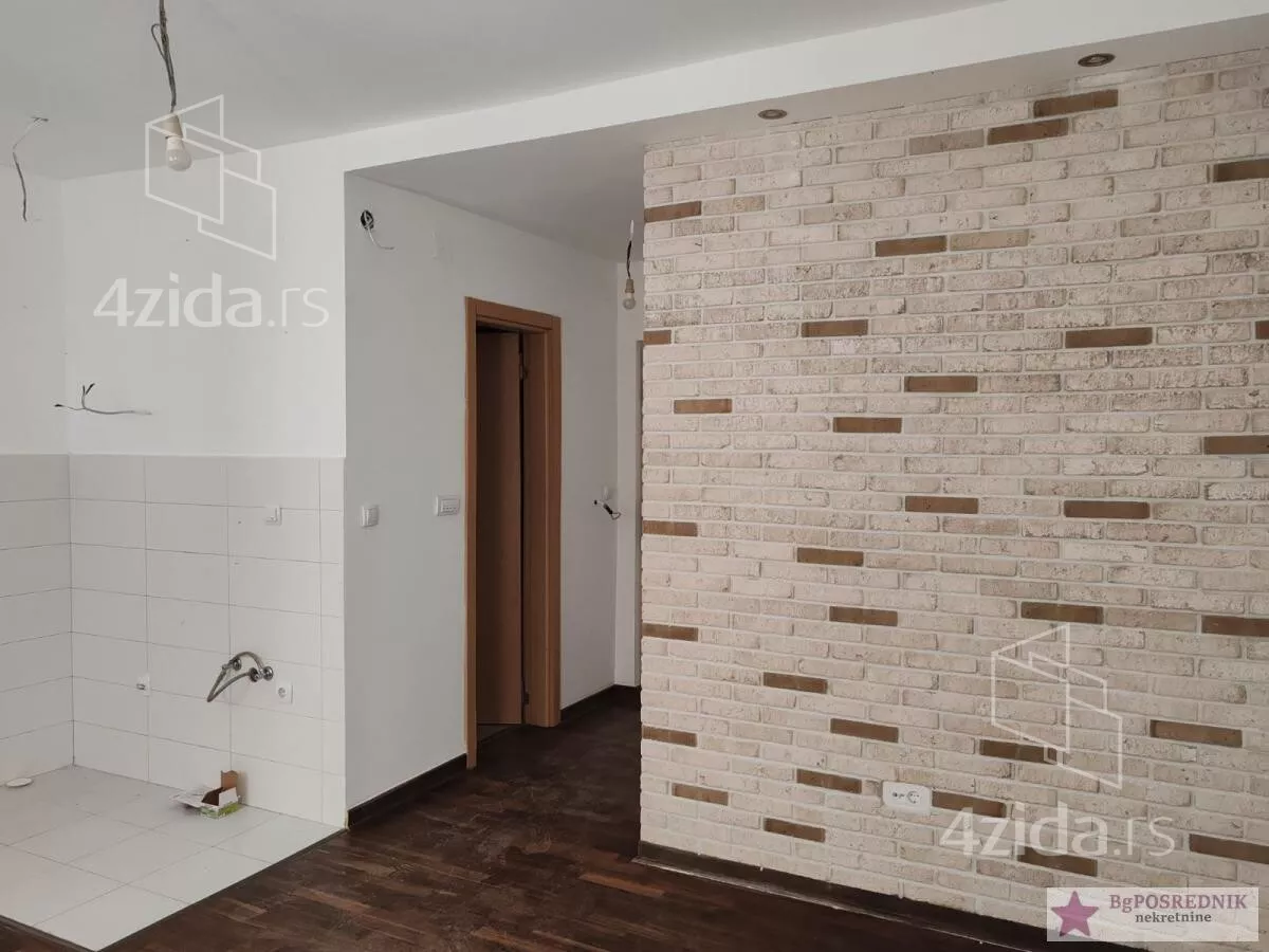 Garsonjera | 4zida