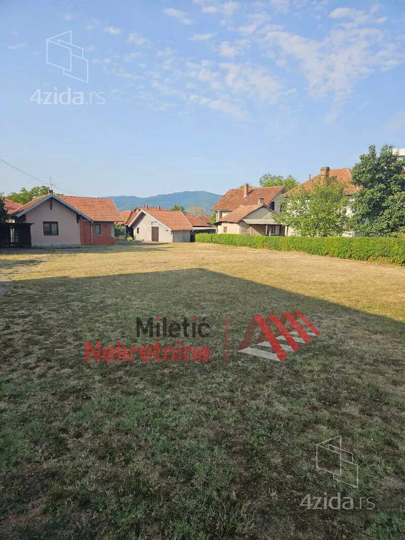 Građevinsko zemljište | 4zida