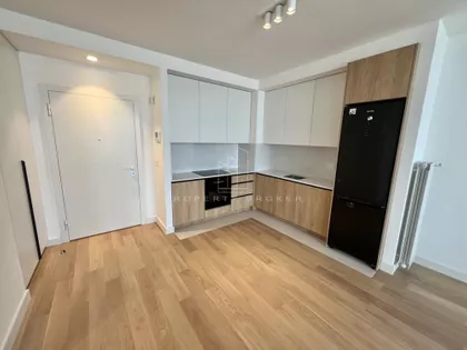 Nikolaja Kravcova | 4zida.rs