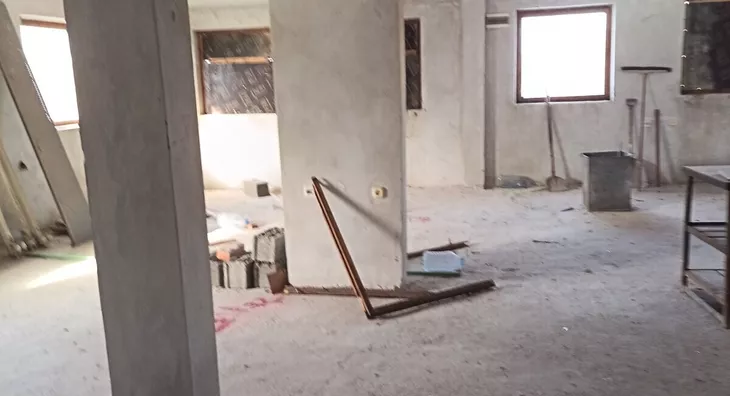 Poslovna zgrada | 4zida