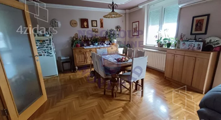 Petosoban stan | 4zida