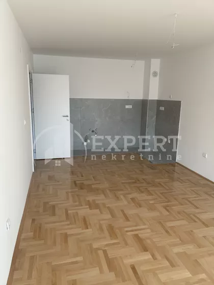 Cara Dušana | 4zida.rs