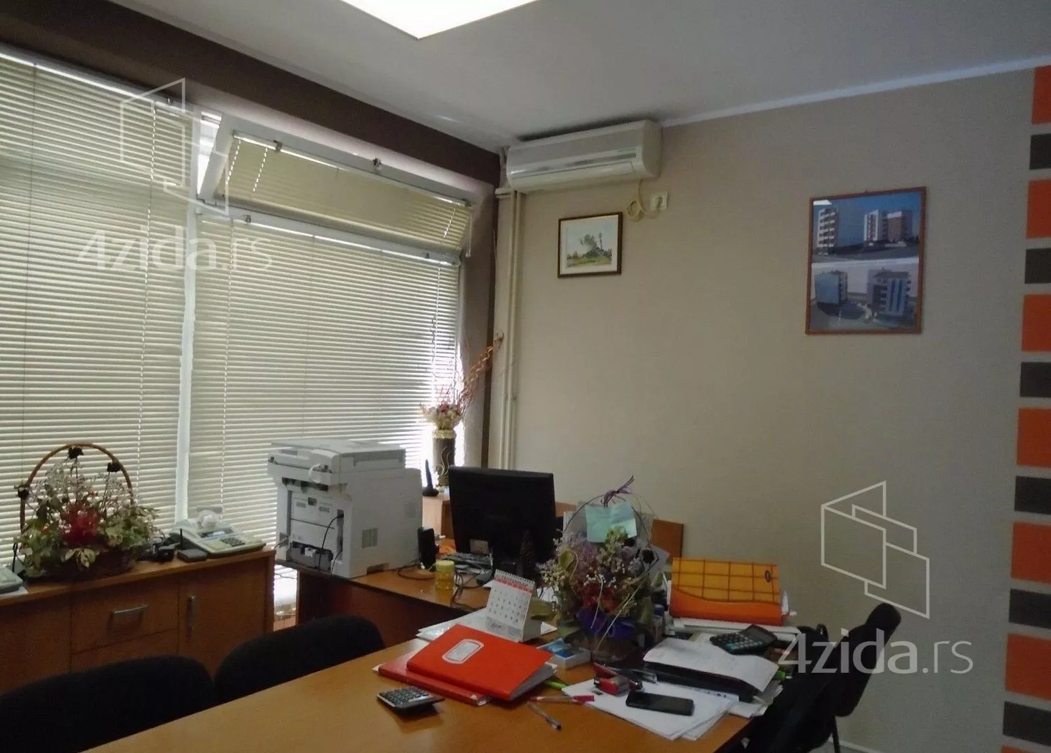Lokal | 4zida
