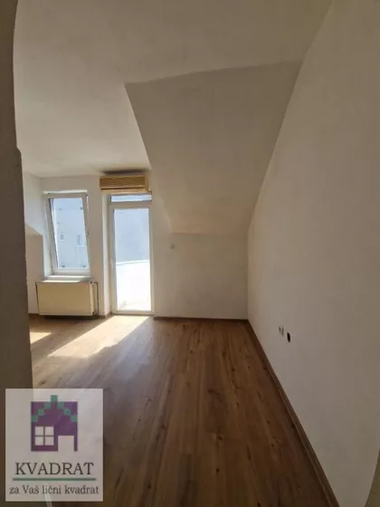 Obrenovac  | 4zida.rs